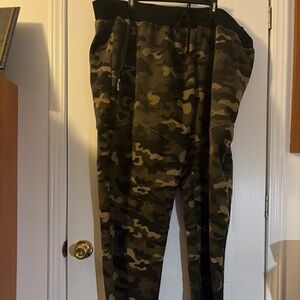 Akademiks Mens 5XL Drawstring Zip Pockets Athleisure Green Camo Jogger